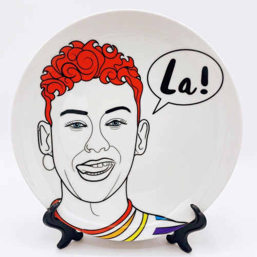 La! (Ritchie) - ceramic dinner plate by Adam Regester