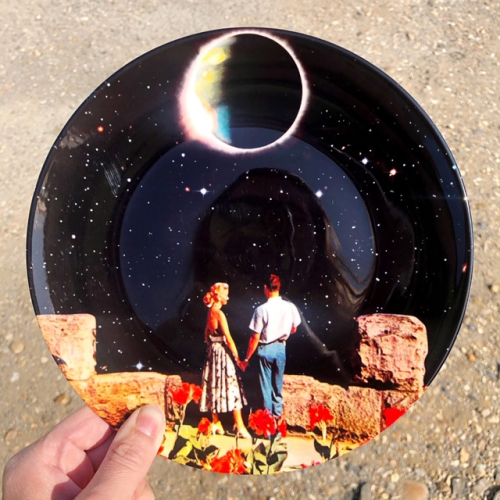 Lovers In Space - ceramic dinner plate by taudalpoi