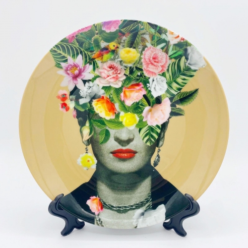 Frida Floral (Orange) - ceramic dinner plate by Desirée Feldmann