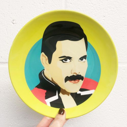 Freddie Mercury - ceramic dinner plate by SABI KOZ