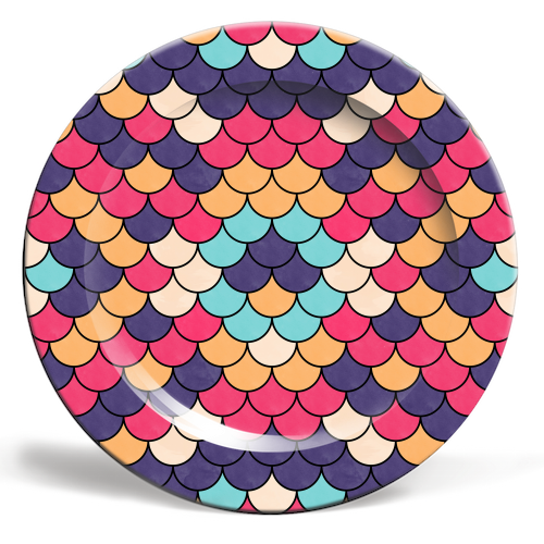 Lovely Pattern IX - ceramic dinner plate by Amir Faysal