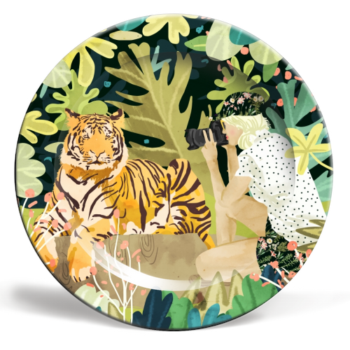 Tiger Sighting - ceramic dinner plate by Uma Prabhakar Gokhale