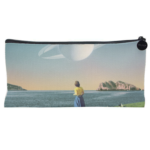 Watching Planets - flat pencil case by taudalpoi