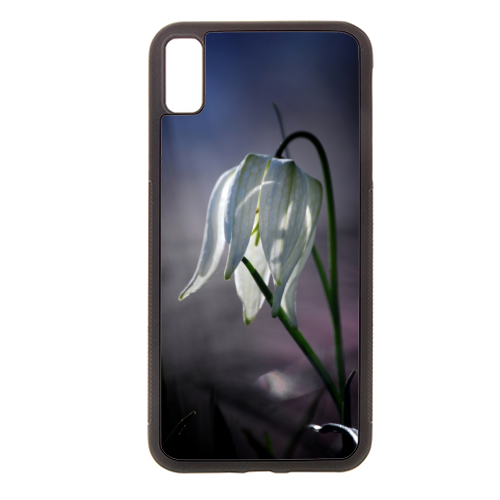 Bloodless - stylish phone case by Lordt