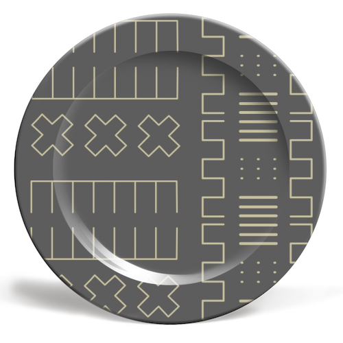 Simple Geometrical Pattern with African Inspiration - ceramic dinner plate by Ellinor