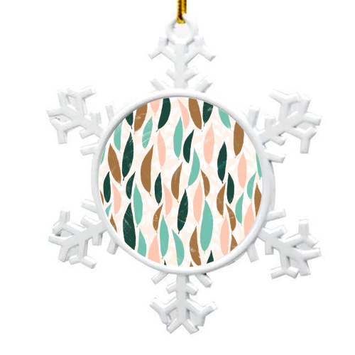 Leaf pattern - snowflake decoration by DejaReve