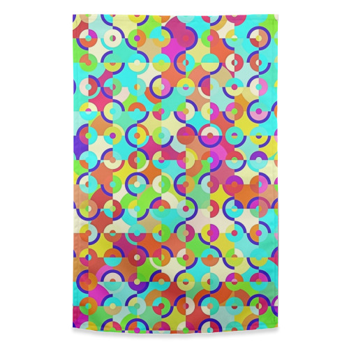 Colorful Retro Circles - funny tea towel by Kaleiope Studio