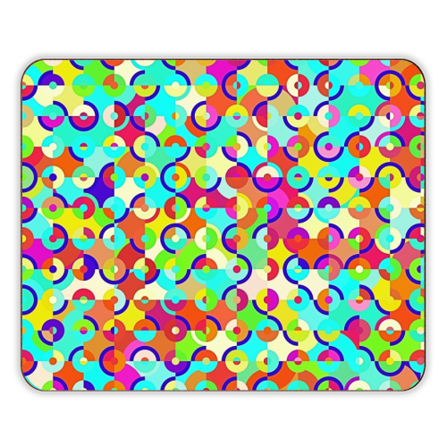 Colorful Retro Circles - designer placemat by Kaleiope Studio