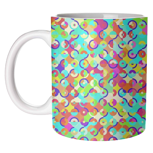 Colorful Retro Circles - unique mug by Kaleiope Studio