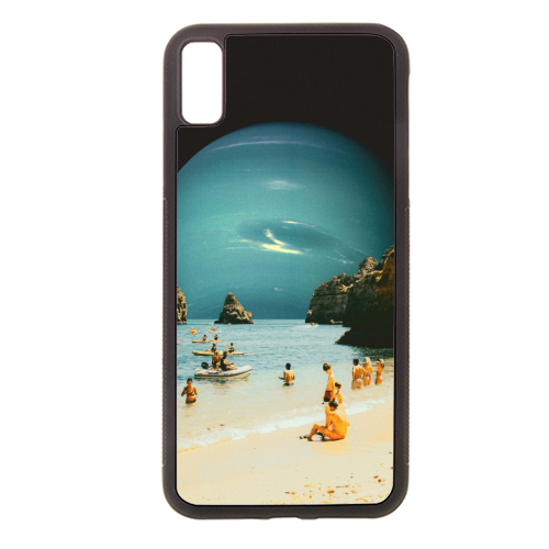 Space Beach - stylish phone case by taudalpoi