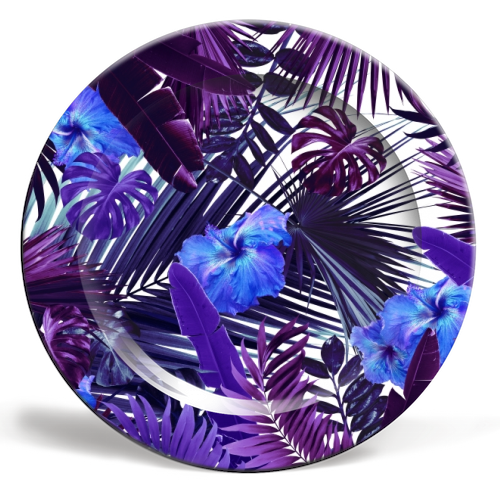 Tropical Hibiscus Flower Jungle Pattern #3 #tropical #decor #art - ceramic dinner plate by Anita Bella Jantz