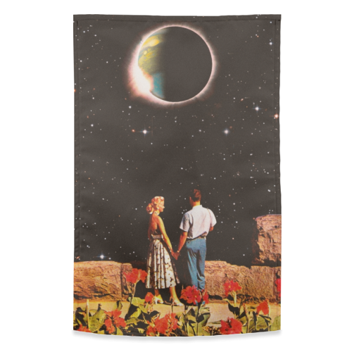 Lovers In Space - funny tea towel by taudalpoi