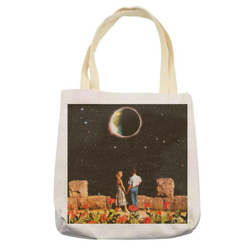 Lovers In Space - printed tote bag by taudalpoi