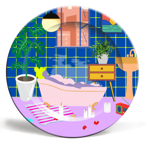 Paradise House: Bathroom - ceramic dinner plate by Nina Robinson