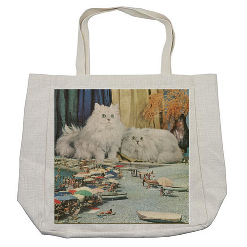 Cats beach - cool beach bag by Maya Land