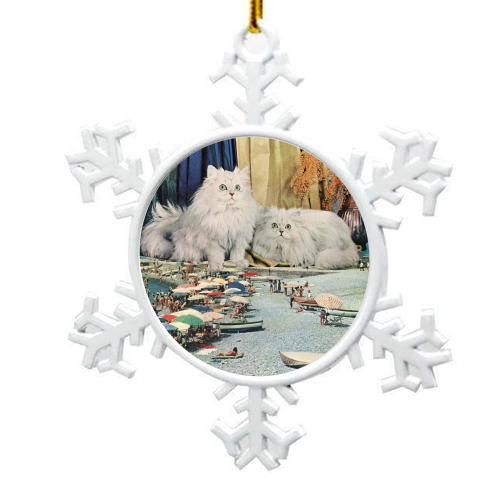 Cats beach - snowflake decoration by Maya Land