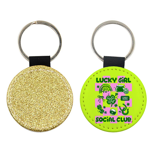 Retro Lucky Girl Social Club - keyring by EZbie