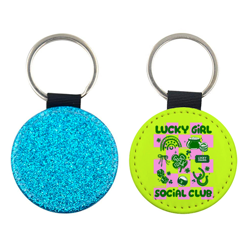 Retro Lucky Girl Social Club - keyring by EZbie