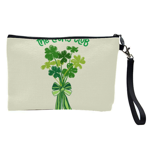 The Lucky Club – Bouquet of Shamrock Illustration - pretty makeup bag by EZbie