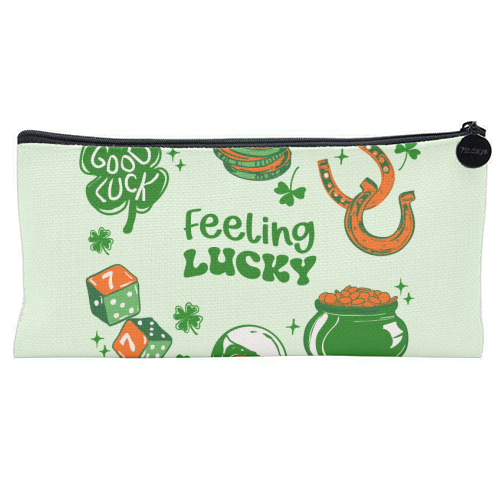 Trendy Feeling Lucky – St. Patrick's Day Illustration - flat pencil case by EZbie