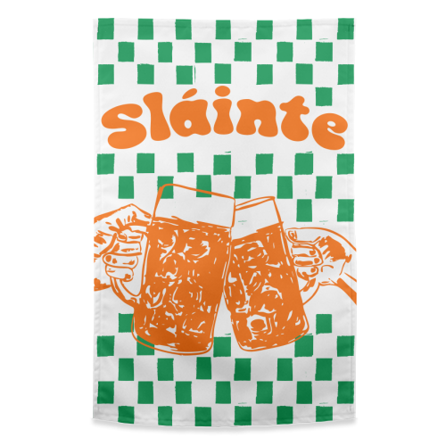 Sláinte Beer Retro Checkered Irish Pub - funny tea towel by EZbie