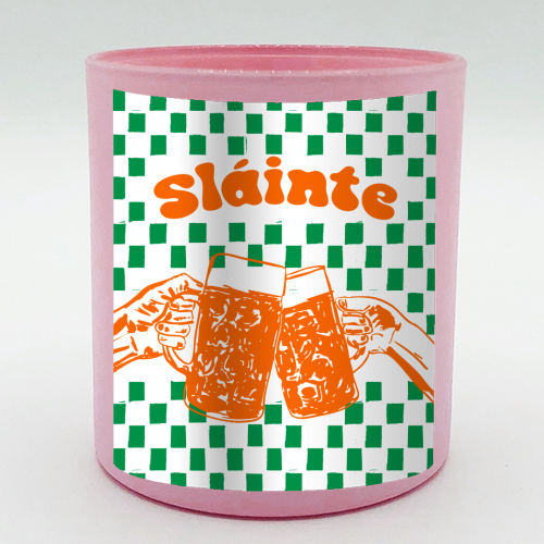 Sláinte Beer Retro Checkered Irish Pub - scented candle by EZbie