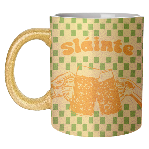 Sláinte Beer Retro Checkered Irish Pub - unique mug by EZbie