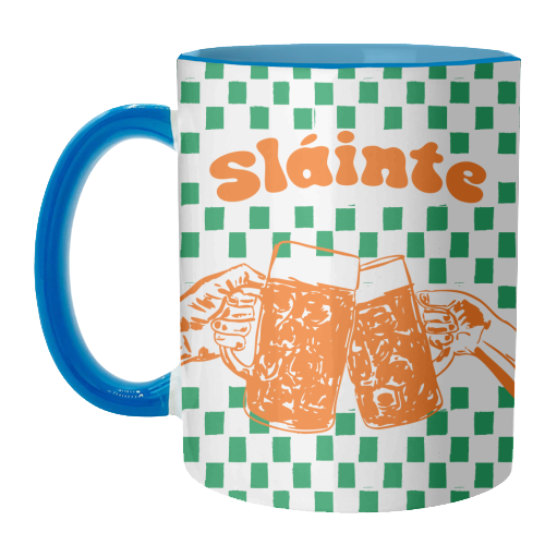 Sláinte Beer Retro Checkered Irish Pub - unique mug by EZbie