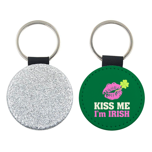 Kiss Me, I'm Irish - keyring by EZbie