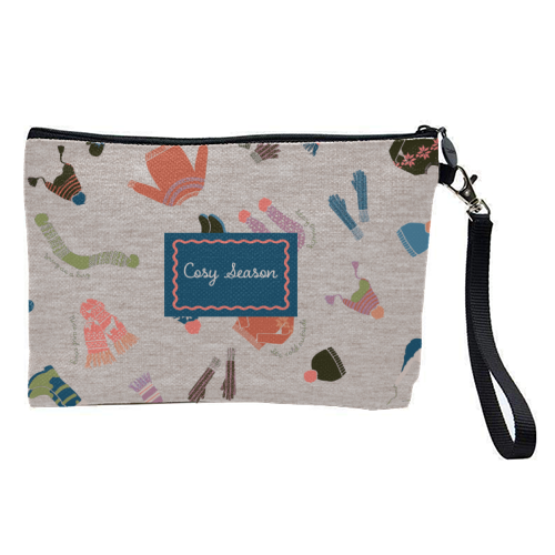 COSY SEASON - pretty makeup bag by PEARL & CLOVER