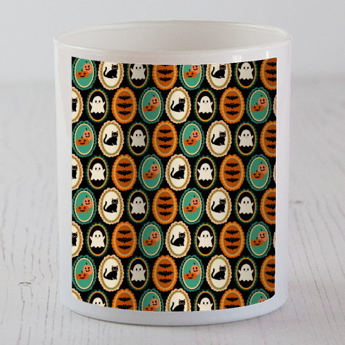 HALLOWEEN FRAMES - scented candle by PEARL & CLOVER