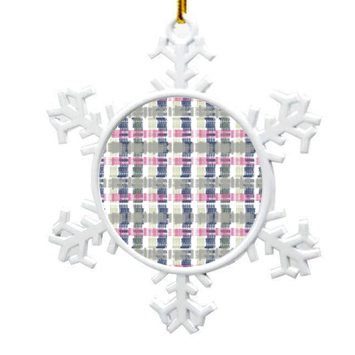 Check 2 - snowflake decoration by Julia Barstow