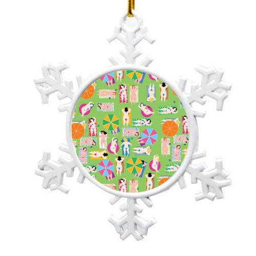 One day of summer - snowflake decoration by Fatpings_studio