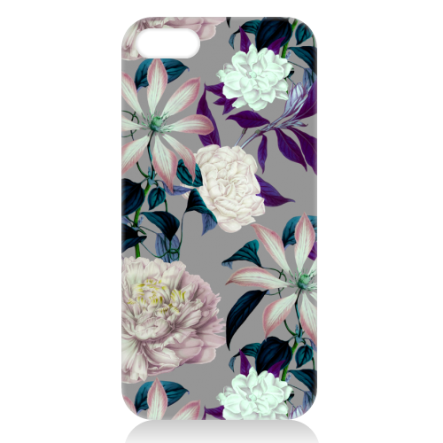 Flowery vintage pattern 01 - unique phone case by MMarta BC